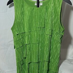 Dressbarn women’s Green Sleeveless Layered Top size Large